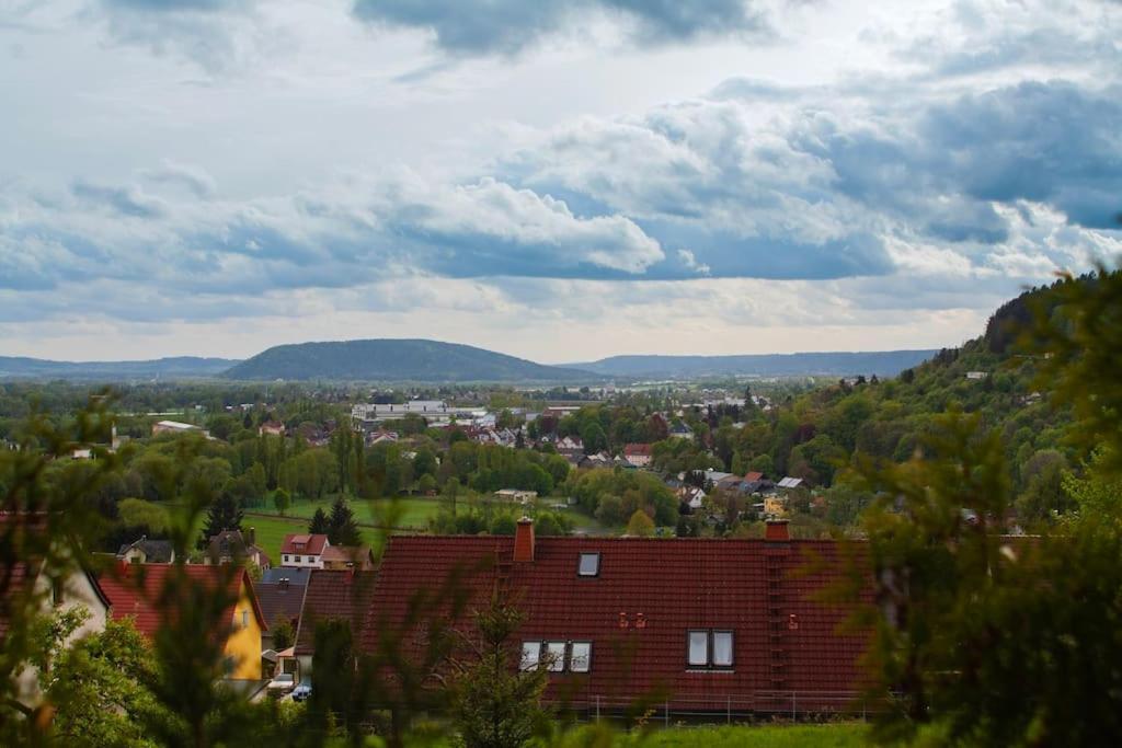 סונברג Ferienhaus Sonnenblick Entspannung Mit Sauna Kamin Und Balkon מראה חיצוני תמונה